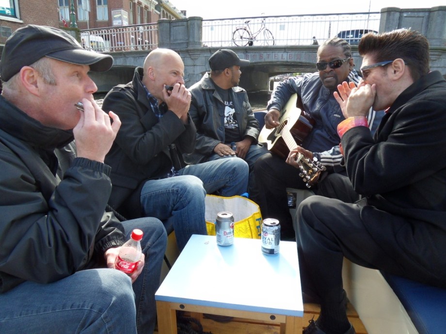 SAMSUNG DIGITAL CAMERA