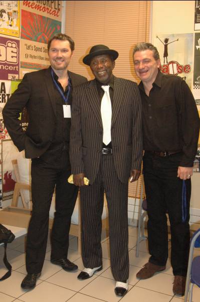 Beautiful-swamp-blues-Wes-Mackey-band-1