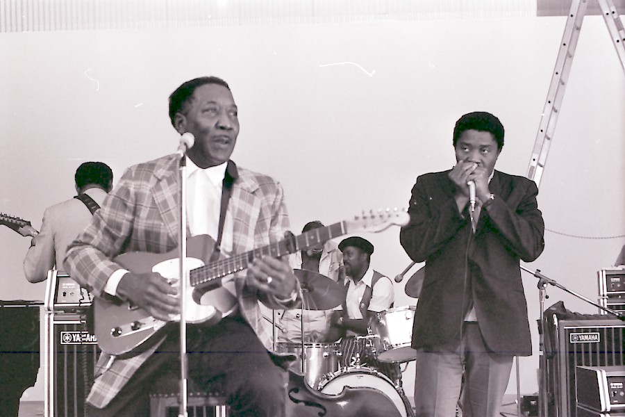 L Myers-Muddy-F Below-Mojo Buford